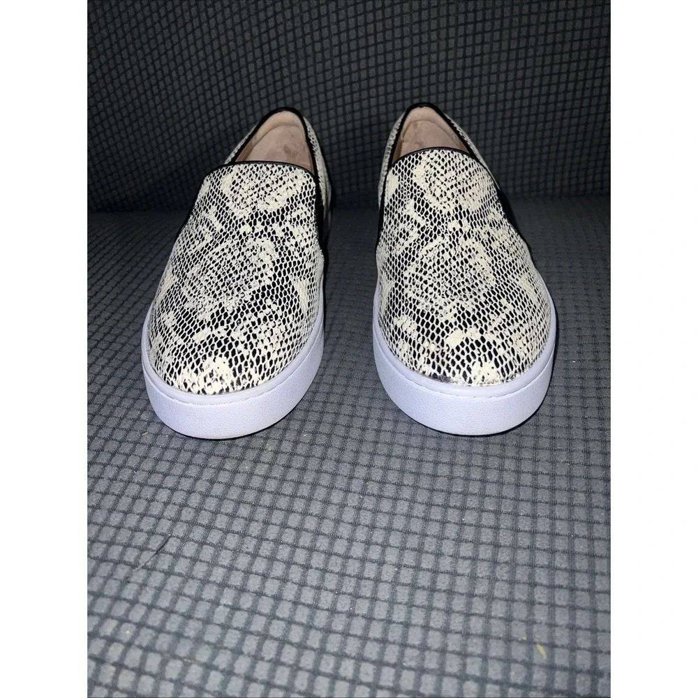 Vionic Women's Demetra Snake Print Leather Slip On Sneakers Size 8.5